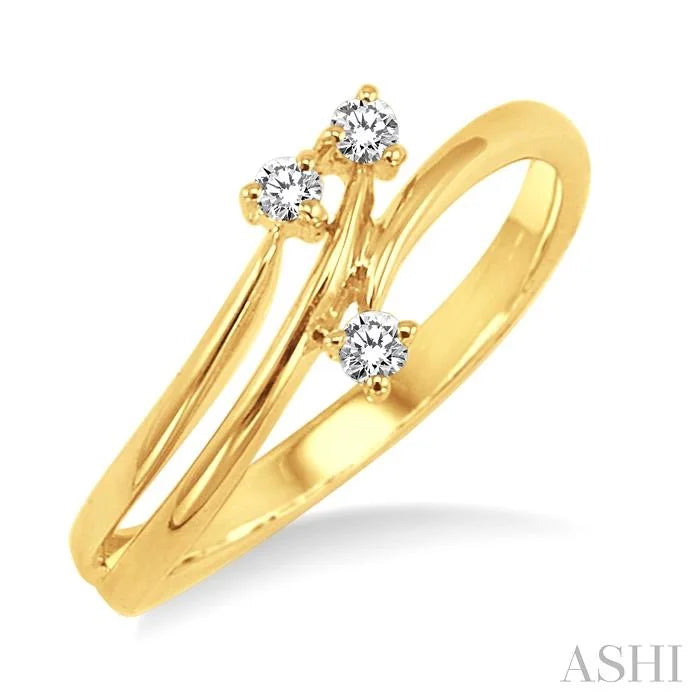 3 Stone Diamond Fashion Ring