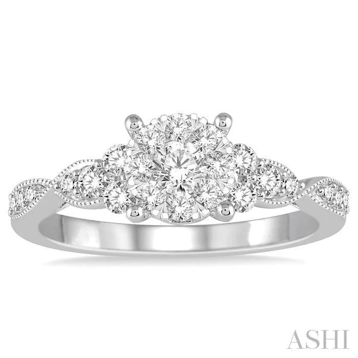 Round Shape Lovebright Diamond Engagement Ring