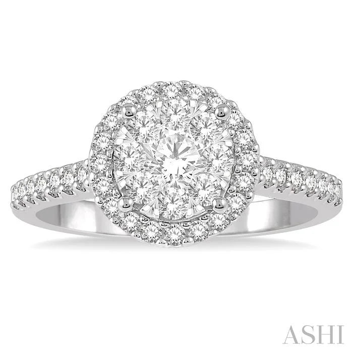 Round Shape Halo Lovebright Essential Diamond Engagement Ring