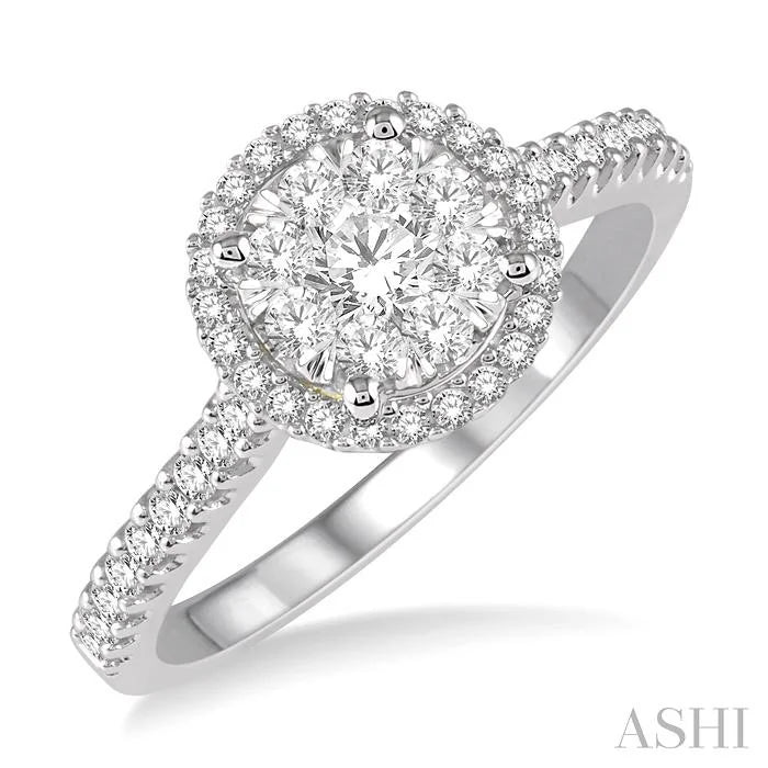 Round Shape Halo Lovebright Essential Diamond Engagement Ring