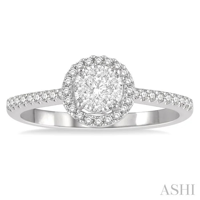 Round Shape Halo Lovebright Essential Diamond Engagement Ring