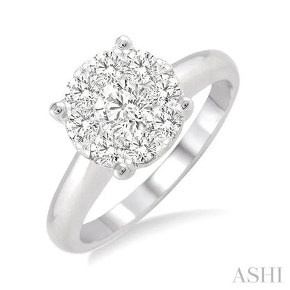 Round Shape Lovebright Essential Diamond Engagement Ring