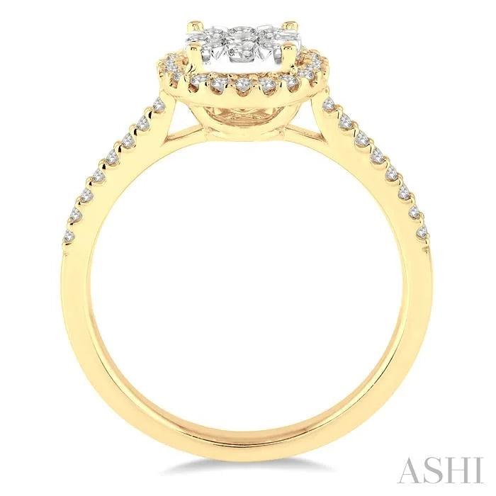 Round Shape Halo Lovebright Essential Diamond Engagement Ring