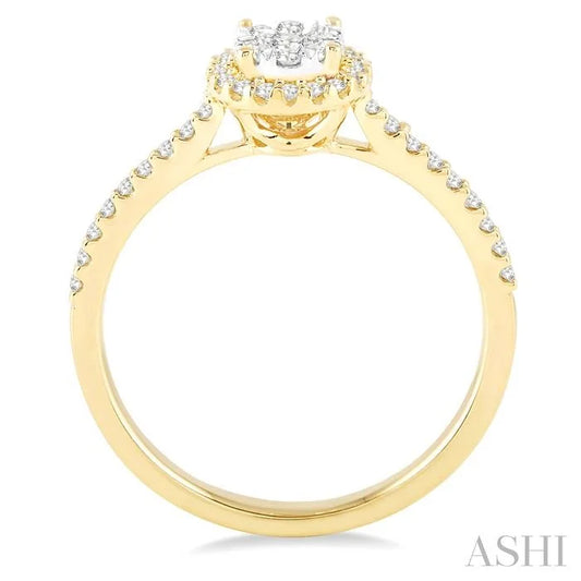Round Shape Halo Lovebright Essential Diamond Engagement Ring