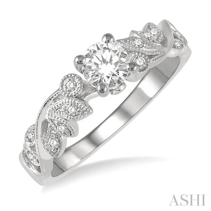 Round Shape Semi-Mount Diamond Engagement Ring