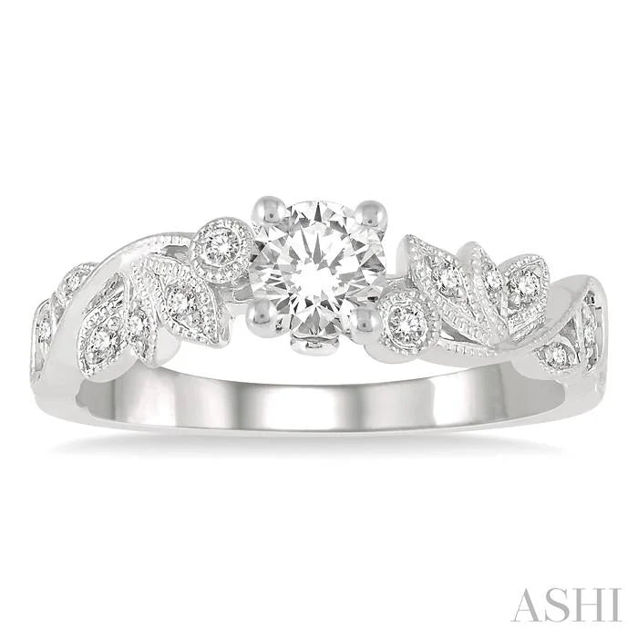 Round Shape Semi-Mount Diamond Engagement Ring