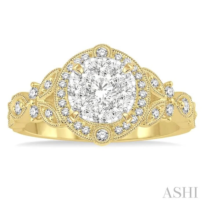 Round Shape Halo Lovebright Diamond Engagement Ring