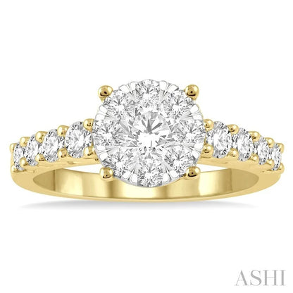 Round Shape Lovebright Essential Diamond Engagement Ring