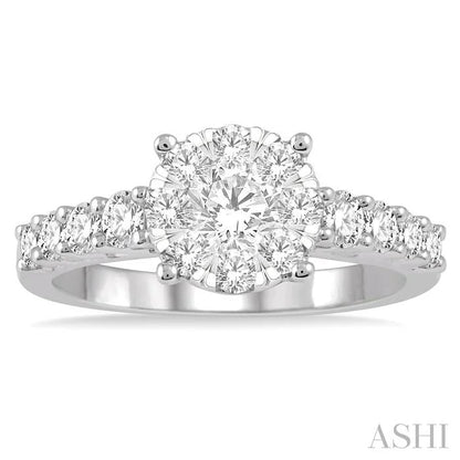 Round Shape Lovebright Essential Diamond Engagement Ring