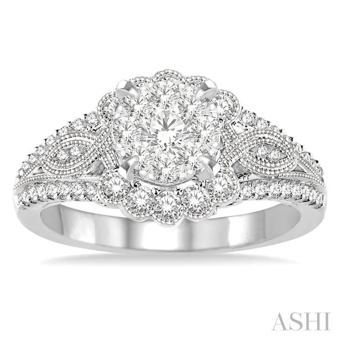 Round Shape Lovebright Diamond Engagement Ring
