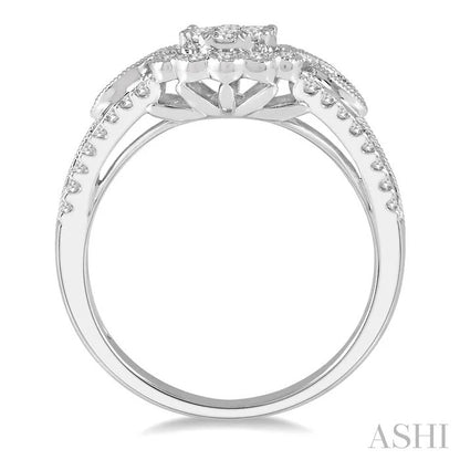 Round Shape Lovebright Diamond Engagement Ring