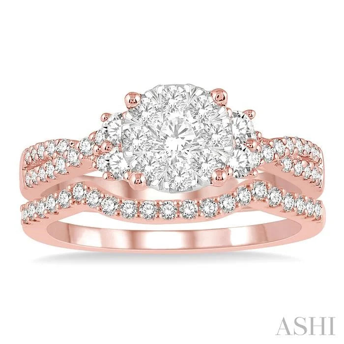 Round Shape Lovebright Diamond Wedding Set