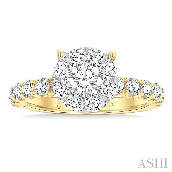 Round Shape Lovebright Diamond Engagement Ring