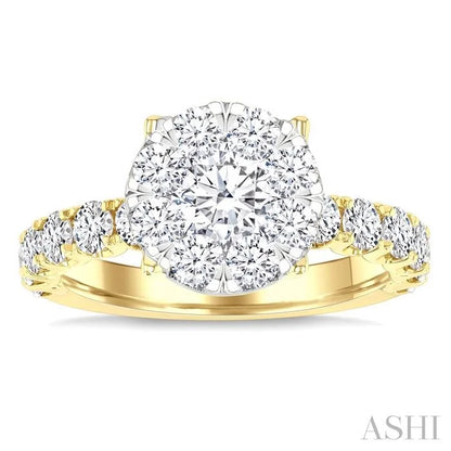 Round Shape Lovebright Diamond Engagement Ring