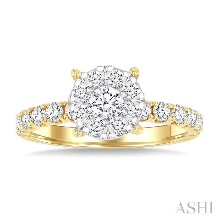 Round Shape Lovebright Diamond Engagement Ring