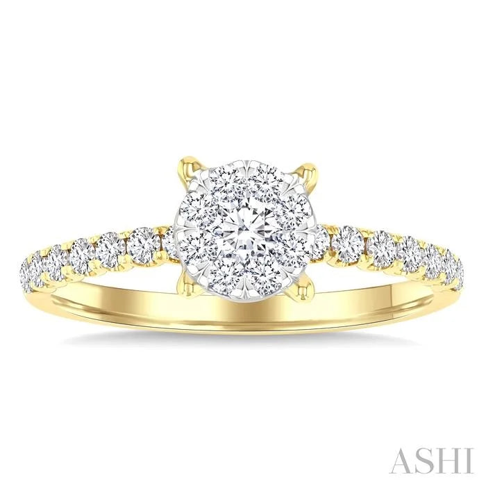 Round Shape Lovebright Diamond Engagement Ring