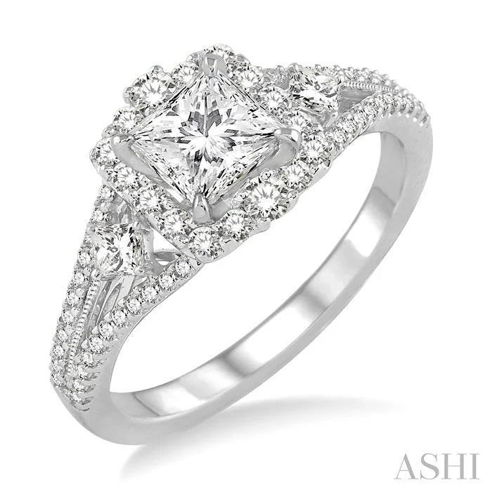 Princess Shape Halo Diamond Engagement Ring