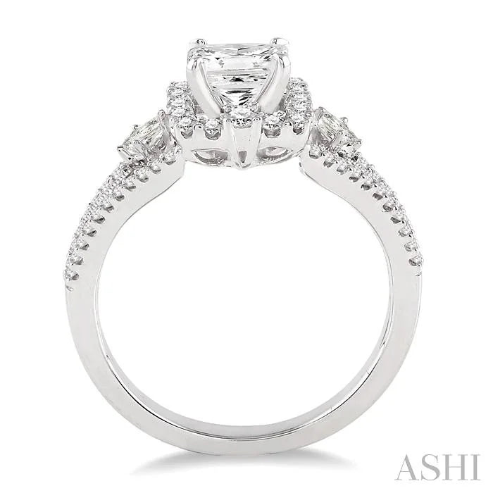 Princess Shape Halo Diamond Engagement Ring