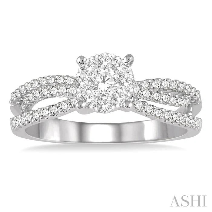 Round Shape Lovebright Diamond Engagement Ring