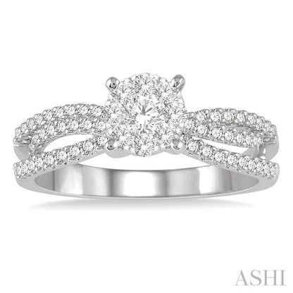 Round Shape Lovebright Diamond Engagement Ring