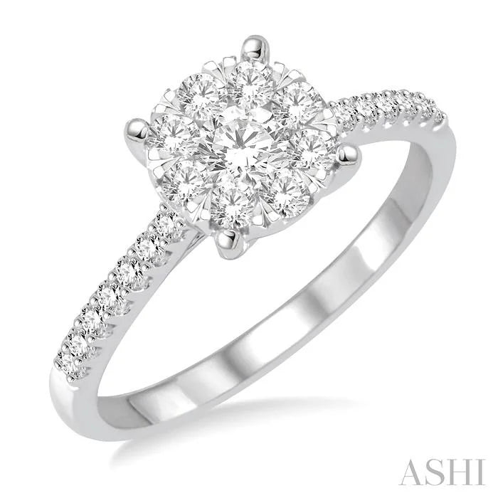 Round Shape Lovebright Diamond Engagement Ring