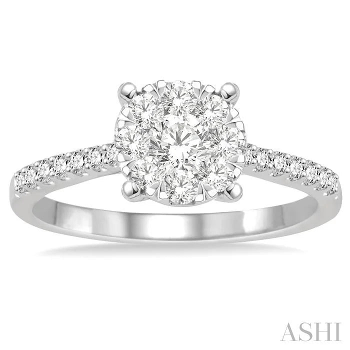 Round Shape Lovebright Diamond Engagement Ring