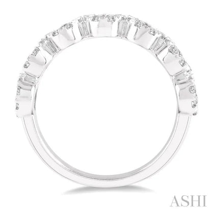 Round Shape 7 Stone Lovebright Essential Diamond Wedding Band