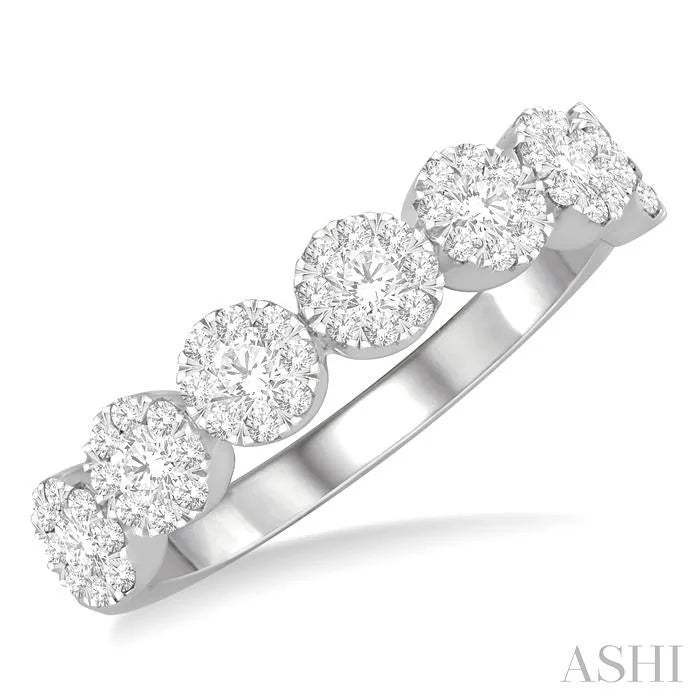 Round Shape 7 Stone Lovebright Essential Diamond Wedding Band