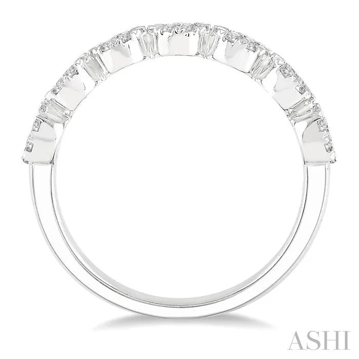 Round Shape 7 Stone Lovebright Essential Diamond Wedding Band