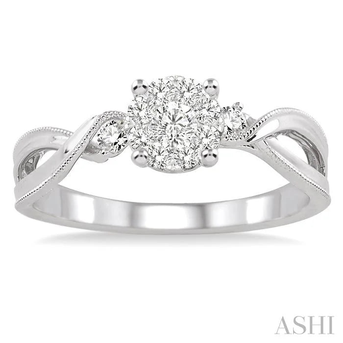 Round Shape Lovebright Diamond Engagement Ring