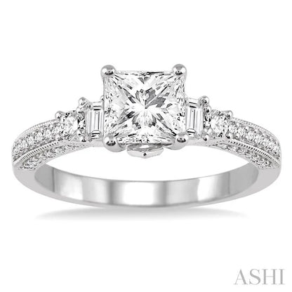 Princess Shape Diamond Engagement Ring