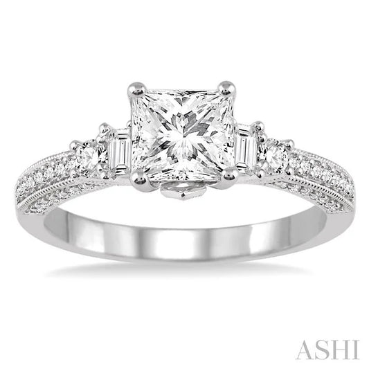 Princess Shape Diamond Engagement Ring