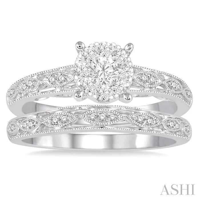 Round Shape Lovebright Diamond Wedding Set
