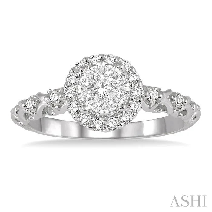 Round Shape Halo Lovebright Diamond Engagement Ring