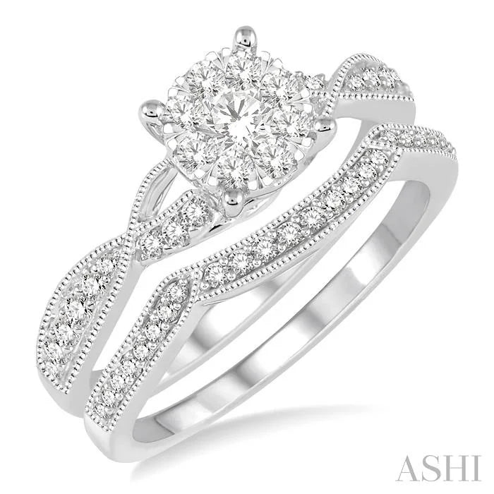 Round Shape Lovebright Diamond Wedding Set