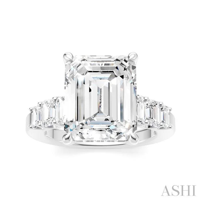 Emerald Shape Semi-Mount Diamond Engagement Ring