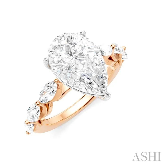 Pear Shape Semi-Mount Diamond Engagement Ring