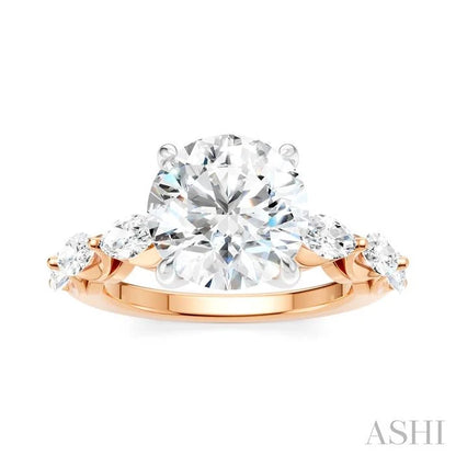 Round Shape Semi-Mount Diamond Engagement Ring