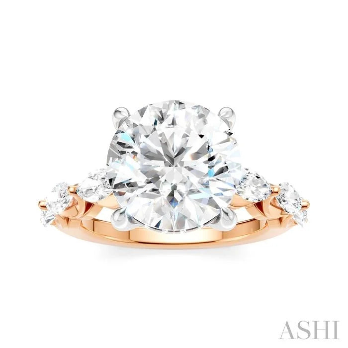 Round Shape Semi-Mount Diamond Engagement Ring