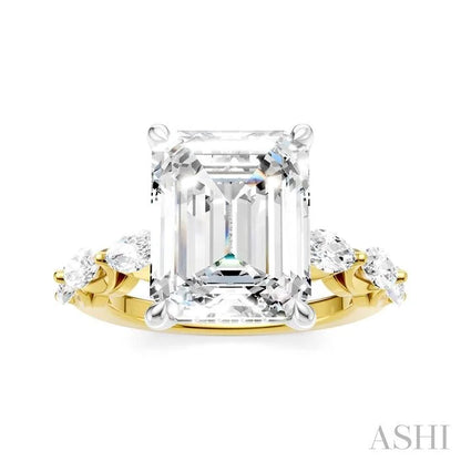 Emerald Shape Semi-Mount Diamond Engagement Ring