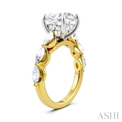 Round Shape Semi-Mount Diamond Engagement Ring
