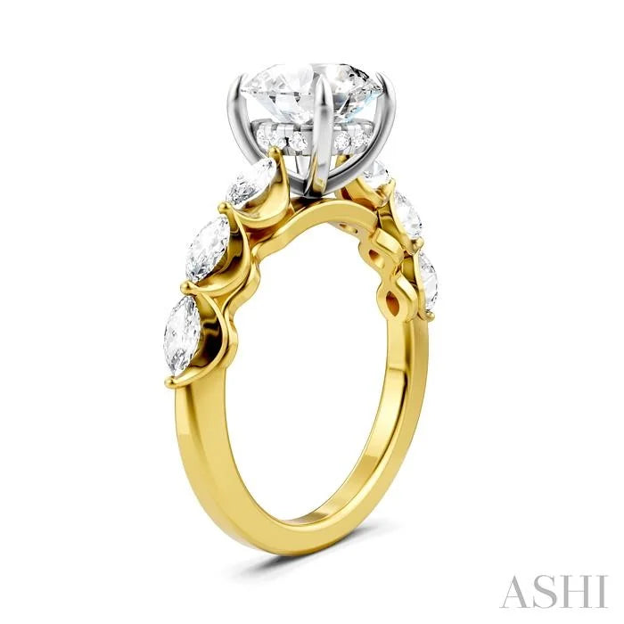 Round Shape Semi-Mount Diamond Engagement Ring