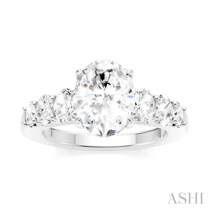 Oval Shape Semi-Mount Diamond Engagement Ring