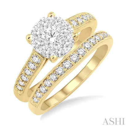 Round Shape Lovebright Diamond Wedding Set