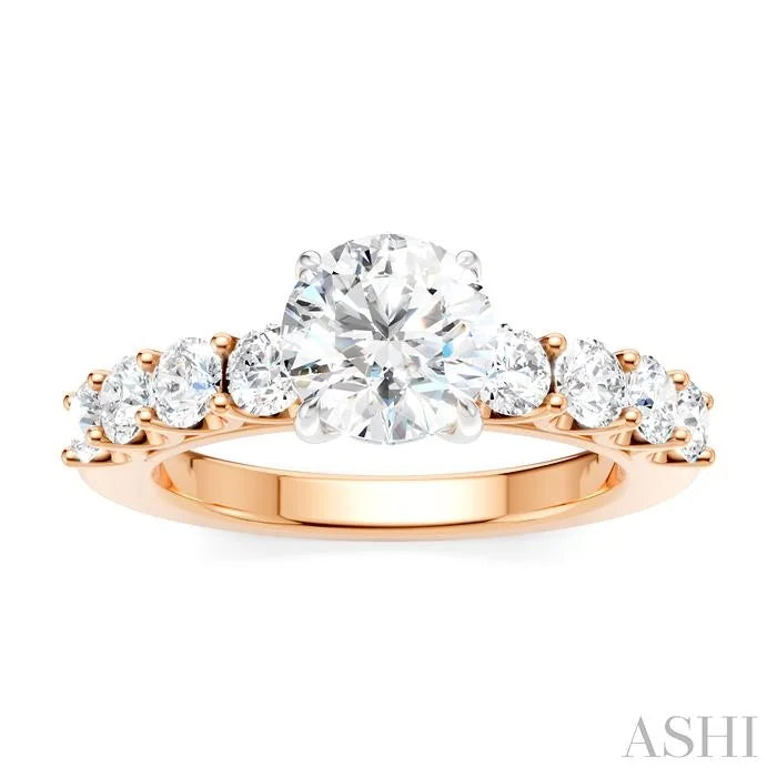 Round Shape Semi-Mount Diamond Engagement Ring