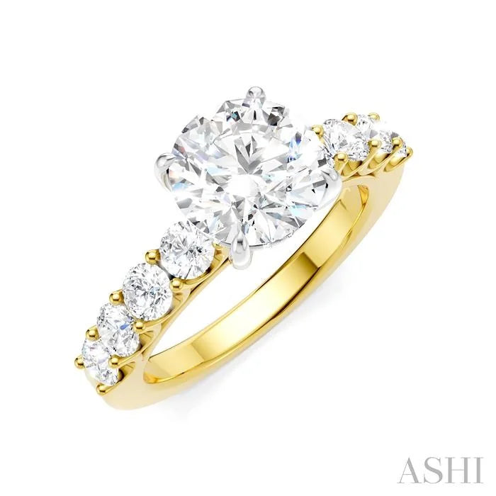 Round Shape Semi-Mount Diamond Engagement Ring
