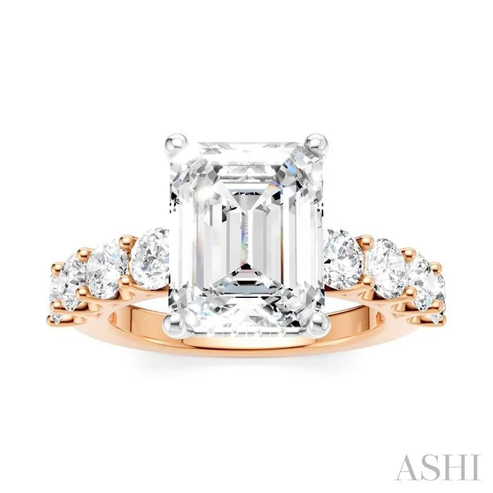Emerald Shape Semi-Mount Diamond Engagement Ring