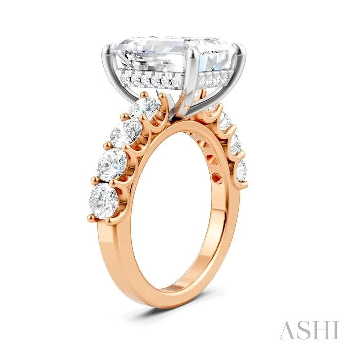 Emerald Shape Semi-Mount Diamond Engagement Ring