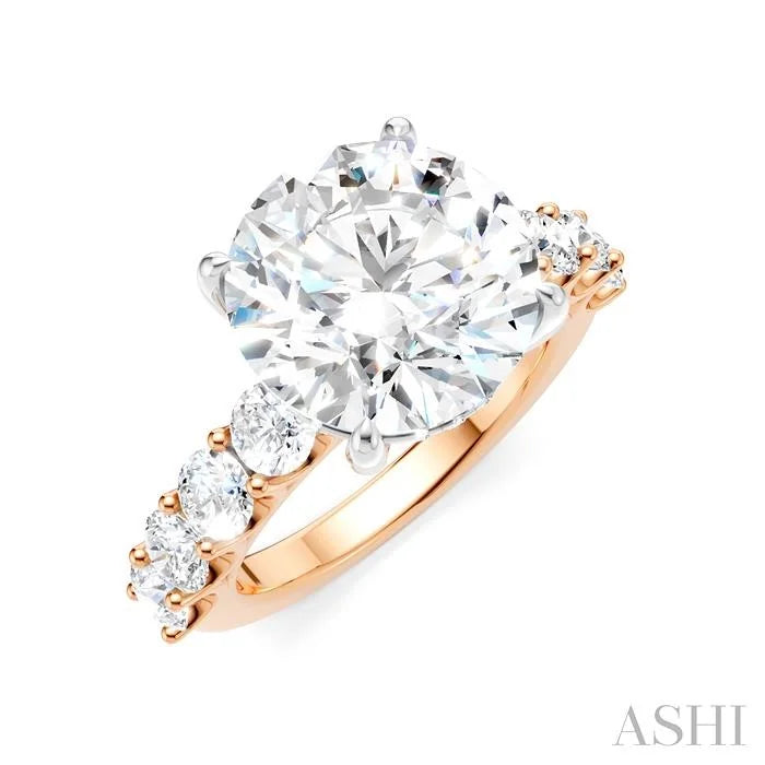 Round Shape Semi-Mount Diamond Engagement Ring