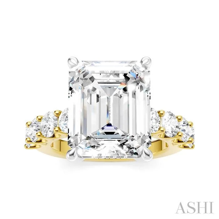 Emerald Shape Semi-Mount Diamond Engagement Ring